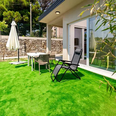 Arti Homes 4* Banjol