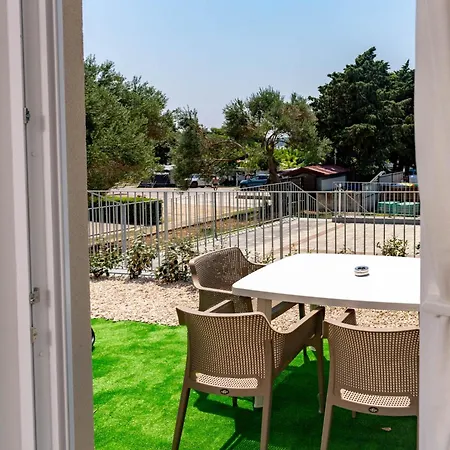 Casa de hóspedes Arti Homes Banjol