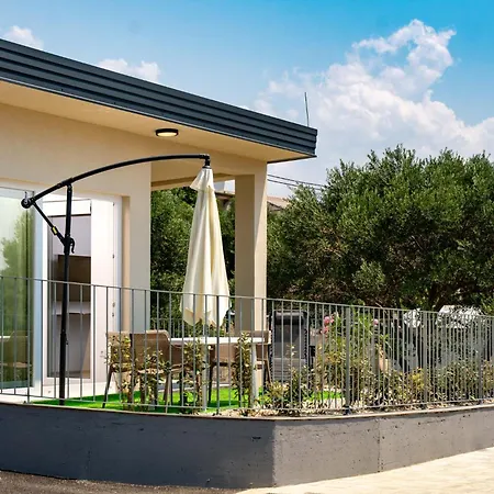 Arti Homes 4* Banjol