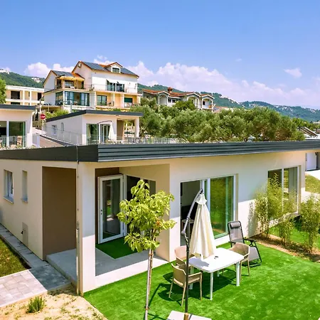 Guest house Arti Homes