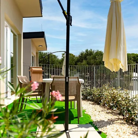 Arti Homes Gæstehus 3*