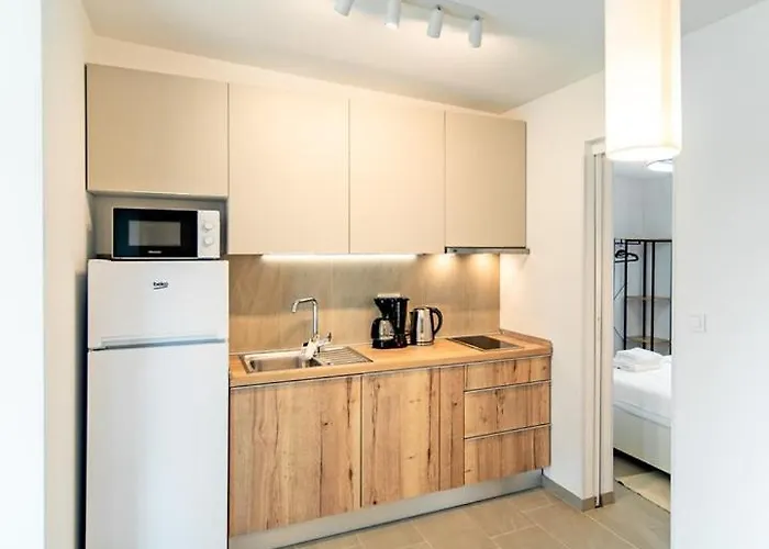 Arti Homes 招待所 Banjol