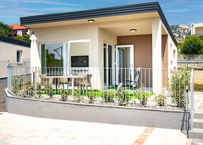 Arti Homes 招待所